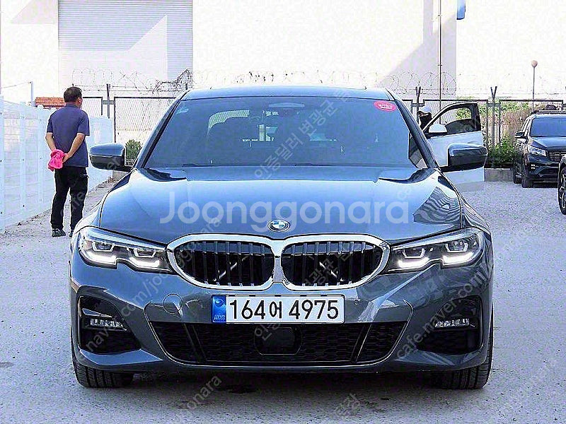 BMW 3시리즈 중고 BMW 중고 BMW 3시리즈 중고차 할부가능 2022년식 34,081km 320i M 스포츠 ...--0